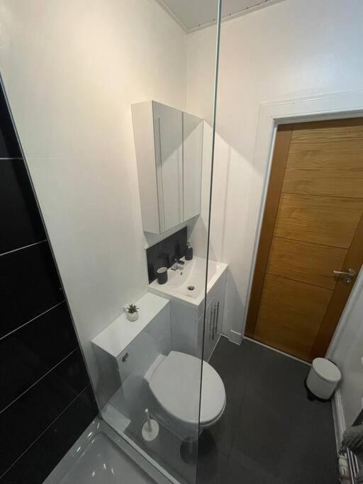 Lovely Three Bedroom Upper Ferienhaus Edinburgh